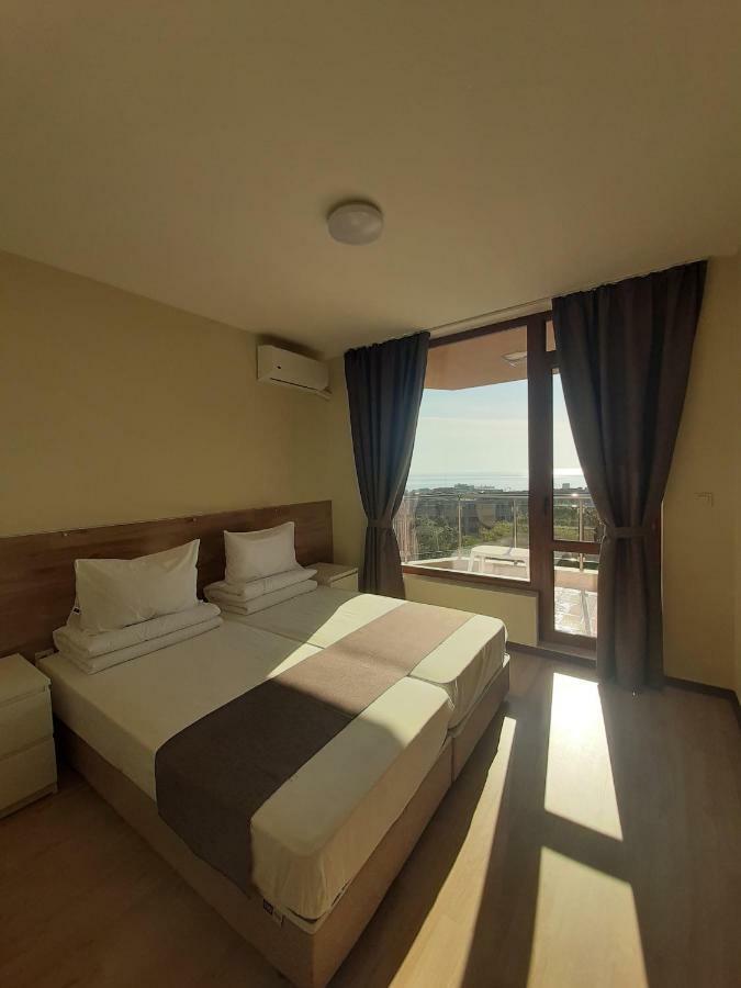 Aparthotel Vesta Riviera - Free Parking Golden Sands Exterior foto