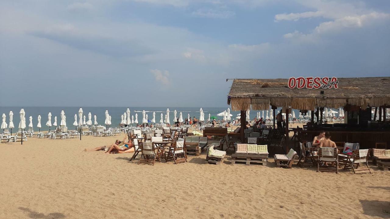 Aparthotel Vesta Riviera - Free Parking Golden Sands Exterior foto