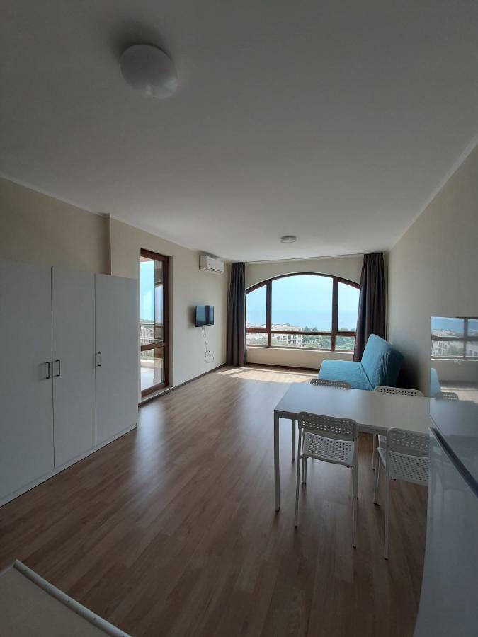 Aparthotel Vesta Riviera - Free Parking Golden Sands Exterior foto
