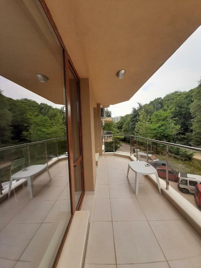 Aparthotel Vesta Riviera - Free Parking Golden Sands Exterior foto